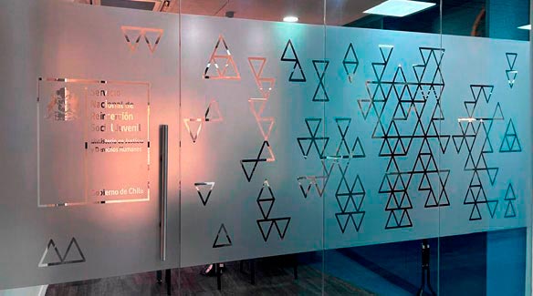 Empavonado decorativo para oficinas y salas de reuniones