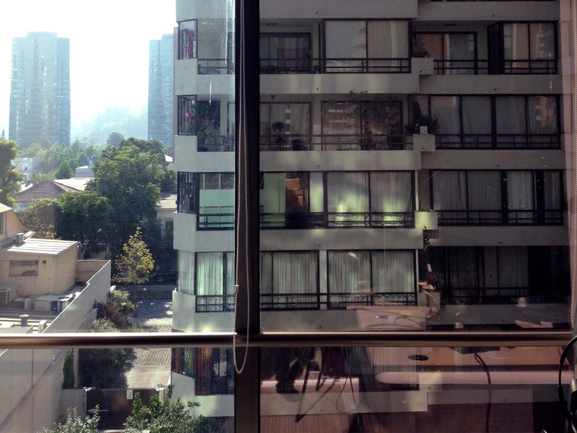 Proyecto de control solar en edificio corporativo en Santiago